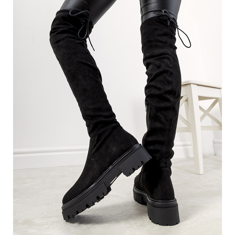 Černé kozačky na vysoké podrážce Paulino černá 1