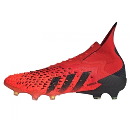 Kopačky Adidas Predator Freak + Fg M FY6238 pomeranče a červené 1