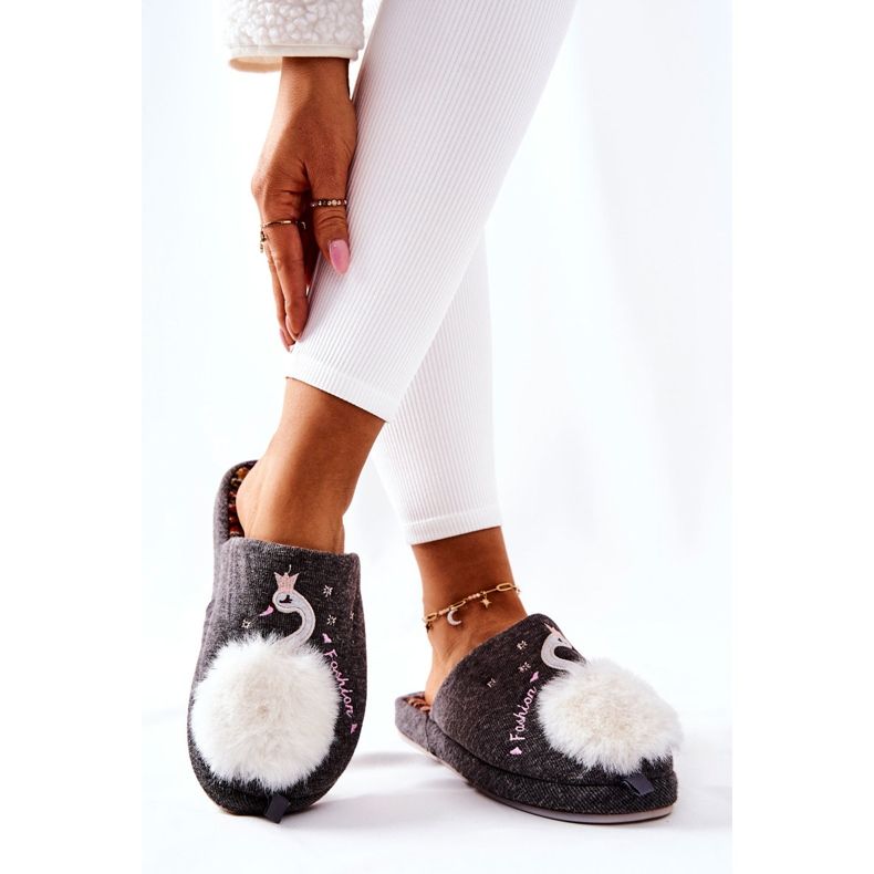 Teplé pantofle Grey Rey's swan šedá 2