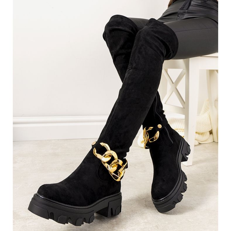 Černé kozačky na silné podrážce Alines černá 1