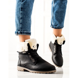 TRENDI černé Boty S Roll Up Stopkou černá 1