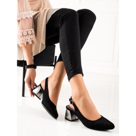 M.Daszyński Lodičky s objevenou patou černá stříbro 1