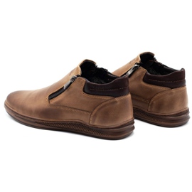 Polbut Hnědé pánské zimní boty K29 hnědý 6