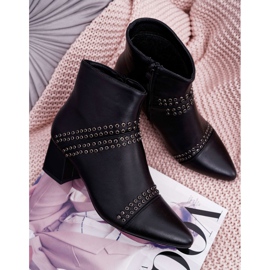 PS1 Dámské kozačky na podpatku ve špici s nýty černá primma 5