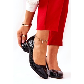 Lewski Shoes Kožené lodičky z hadí kůže Lewski 3118 Black černá 2