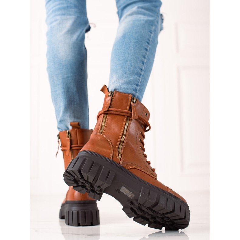 Diamantique Dělníci S Dekorativními Jezdci hnědý 1