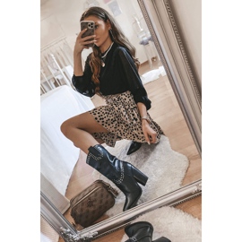 BM Černé kovbojské boty se zdobeným svrškem Bora černá 1