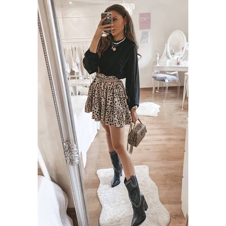 BM Černé kovbojské boty se zdobeným svrškem Bora černá 2