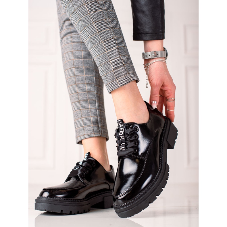 La.Fi Šněrovací módní boty černý 1