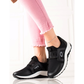 TRENDI Love Slip-On Sneakers černý 1