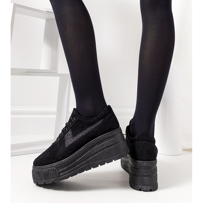 Černé tenisky na vysoké botanické podrážce černá 1