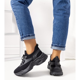 Černé tenisky Barnes černý 1