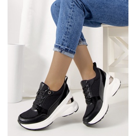 Černé tenisky na klínku Cleveland černý 1