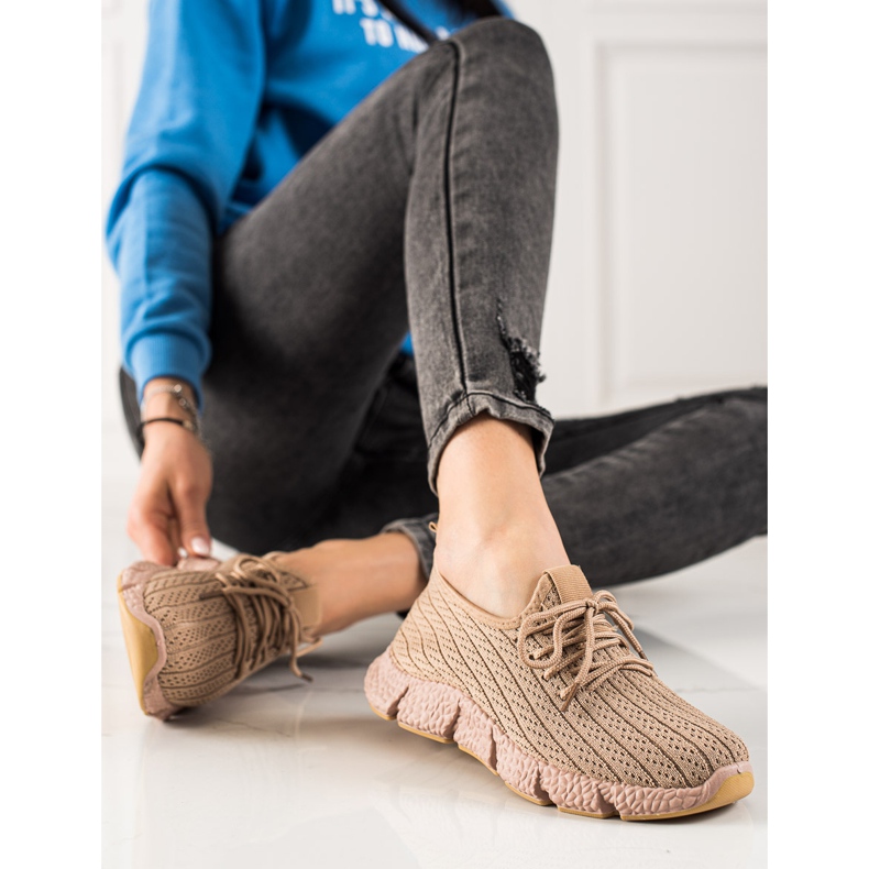 TRENDI Hnědé sportovní boty béžový 1 TRENDI Hnědé sportovní boty béžový 1