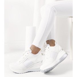 Bílé tenisky na klínu Lockett bílý stříbro 1