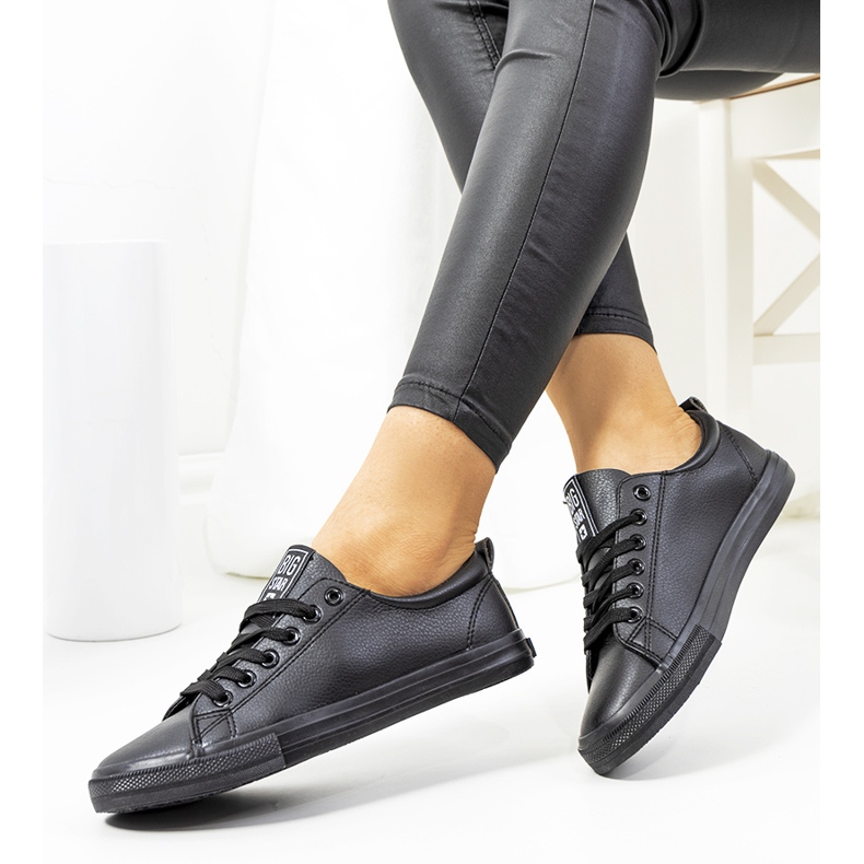 Dámské černé tenisky Big Star JJ274312 černá 1