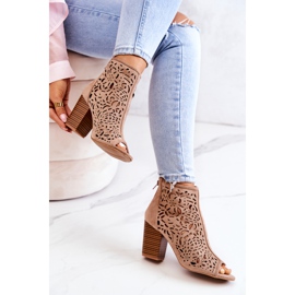 FB1 Prolamované Boty Na Post Béžová Bretaň béžový 1 FB1 Prolamované Boty Na Post Béžová Bretaň béžový 1