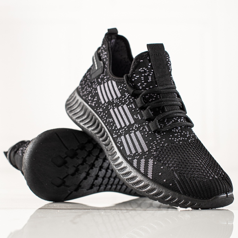 TRENDI Lehká pánská sportovní obuv černá 1