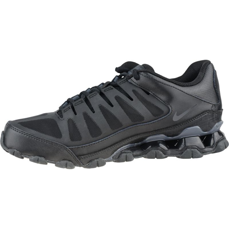 Boty Nike Reax 8 TR TR 621716-008 černý 1
