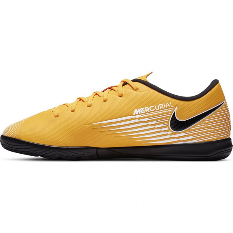 Kopačky Nike Mercurial Vapor 13 Academy Ic Jr AT8137 801 žluť žluté 1