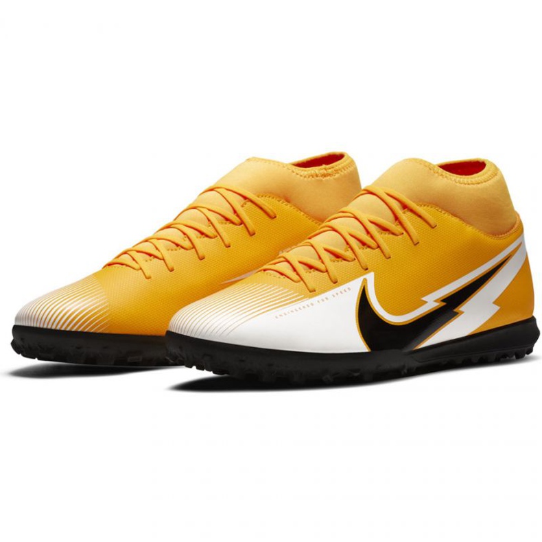 Kopačky Nike Mercurial Superfly 7 Club Tf M AT7980 801 vícebarevný žluté 1