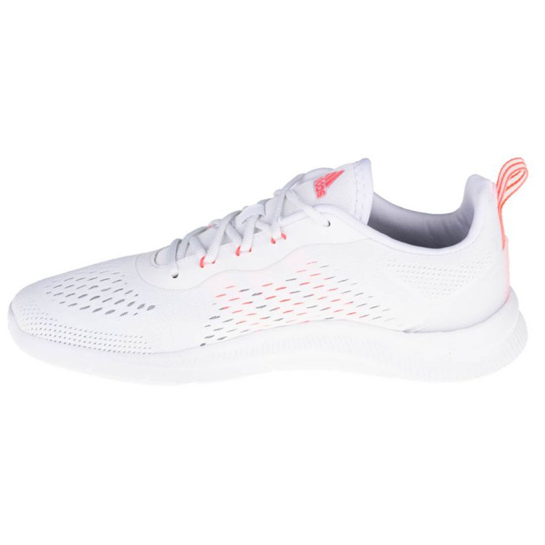 Boty Adidas Novamotion W FW3256 bílý 1