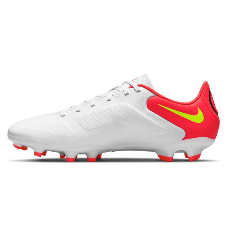 Kopačky Nike Tiempo Legend 9 Academy Mg M DA1174-176 vícebarevný bílý 1