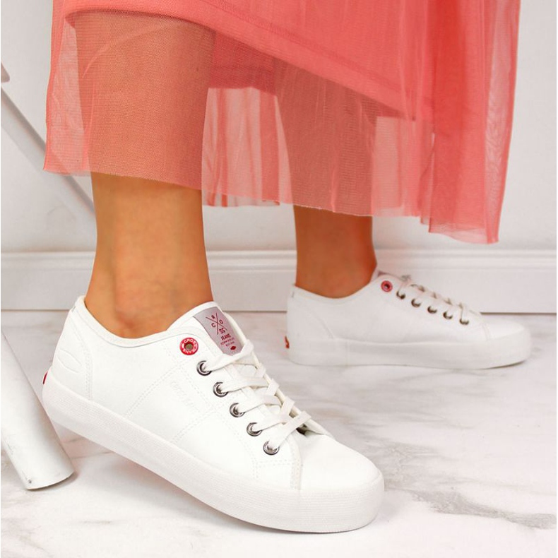 Nízké tenisky s eko kůží Cross Jeans W II2R4004C bílé bílý 2