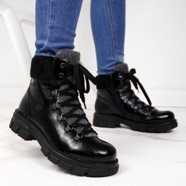 Černé izolované lakované boty W Rieker Z9132 černá modrý 2