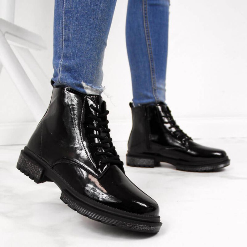 Kožené lakované boty Filippo W PAW278B černé béžový bílý černá 2