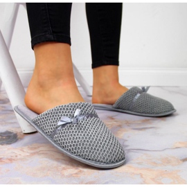 Domácí pantofle Novinky W EVE331B šedá 2