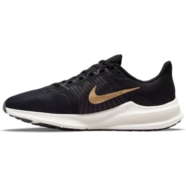 Běžecké boty Nike Downshifter 11W CW3413 002 černý 1