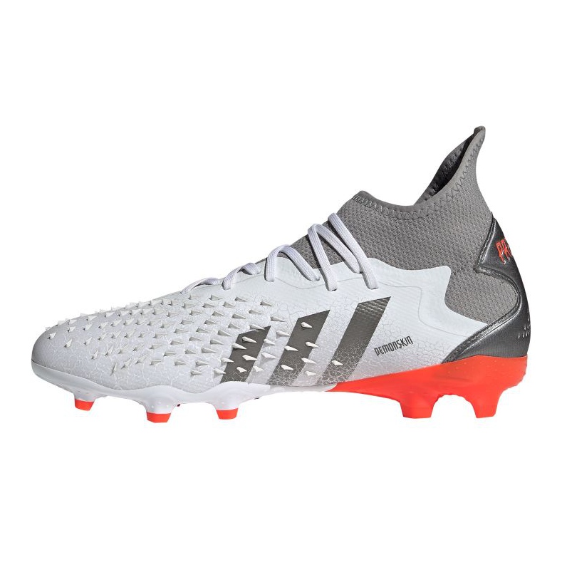 Kopačky Adidas Predator Freak.2 Fg M S24190 šedá, bílá šedá 1