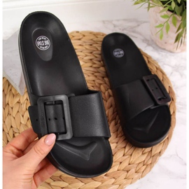 Černé plážové pantofle Big Star W FF274A389 černá 1