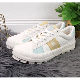 Textilní tenisky na platformě Big Star W JJ274480 bílé bílý 2