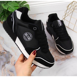 Černá sportovní obuv Big Star W JJ274279 1