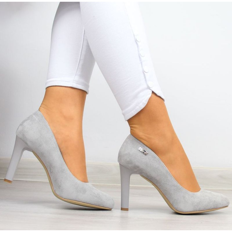 Čerpadla na Sergio Leone W SK3R post šedá 2