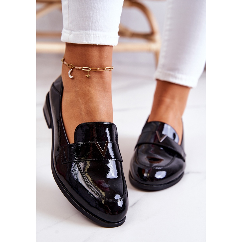 Vinceza Černé lakované boty Sherilyn černá 1