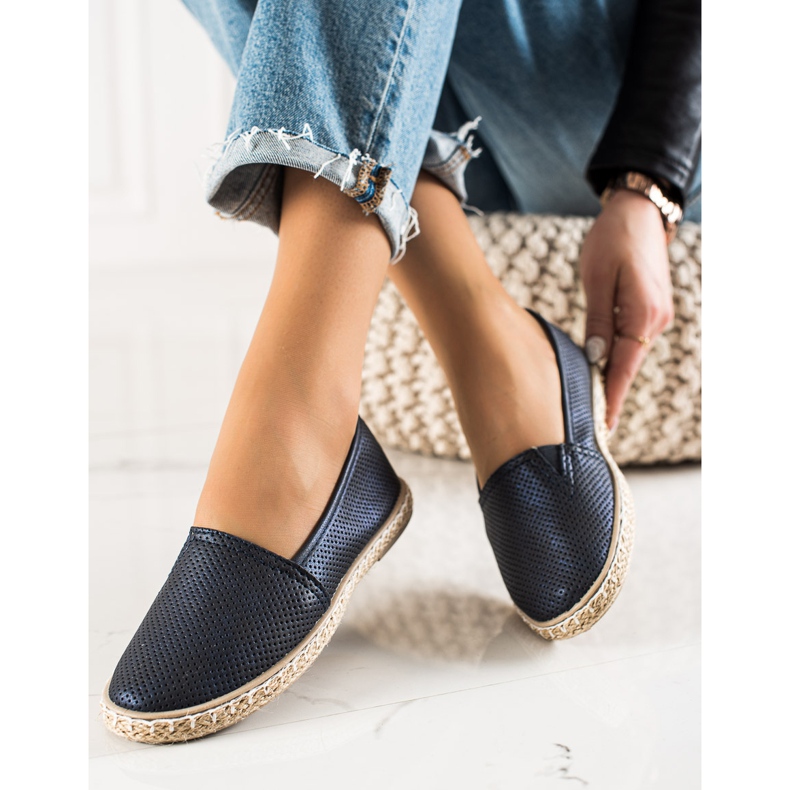 TRENDI Pohodlný esdryle s eko kůží námořnická modrá 2 TRENDI Pohodlný esdryle s eko kůží námořnická modrá 2