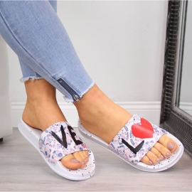 Gumové pantofle Big Star W INT1148A bílé bílý 2