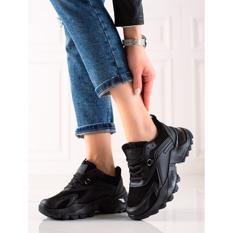 TRENDI Černé módní tenisky černá 1