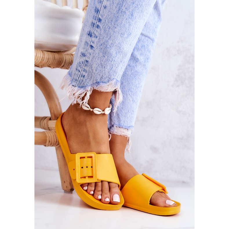 Dámské pantofle Big Star s přezkou FF274A393 Orange oranžový 1