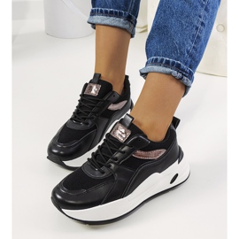 Černé sportovní boty Nazaria černá zlatý 1