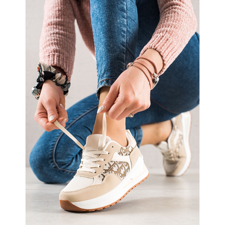 TRENDI Vázané Tenisky Na Platformě béžový 1