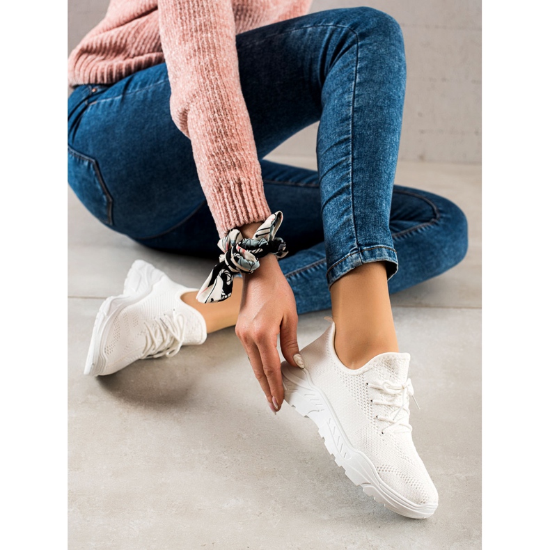 Bestelle Světle bílé tenisky bílý 2