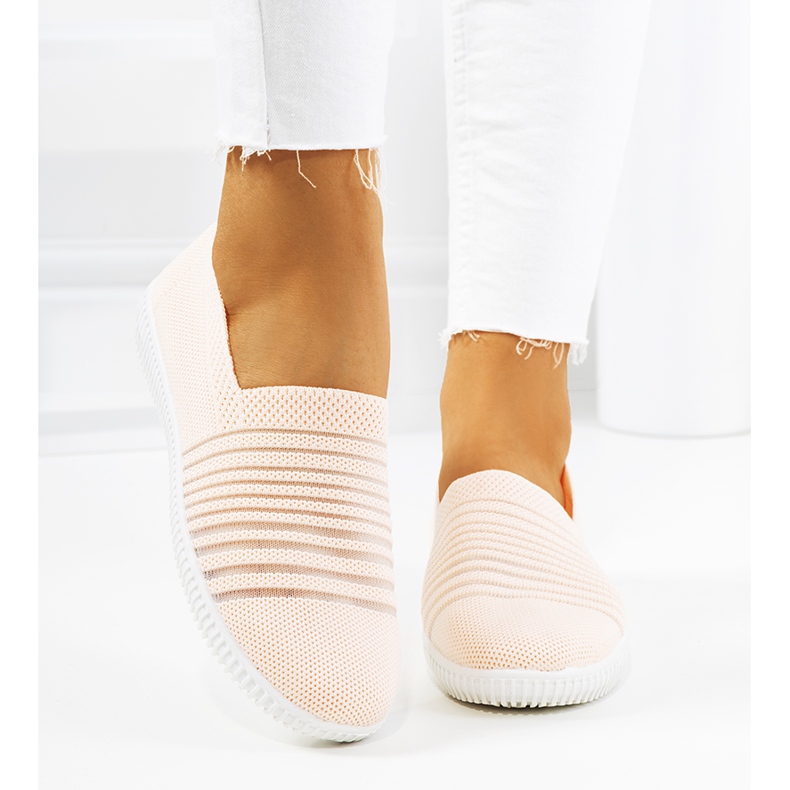 Růžové prolamované tenisky Royse růžový 1