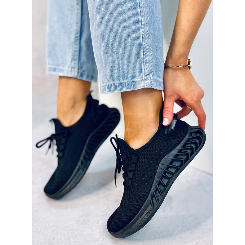 Ponožkové sportovní boty Kenza Black černá 1