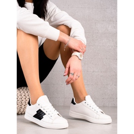 TRENDI Tenisky s černou vložkou bílý 1