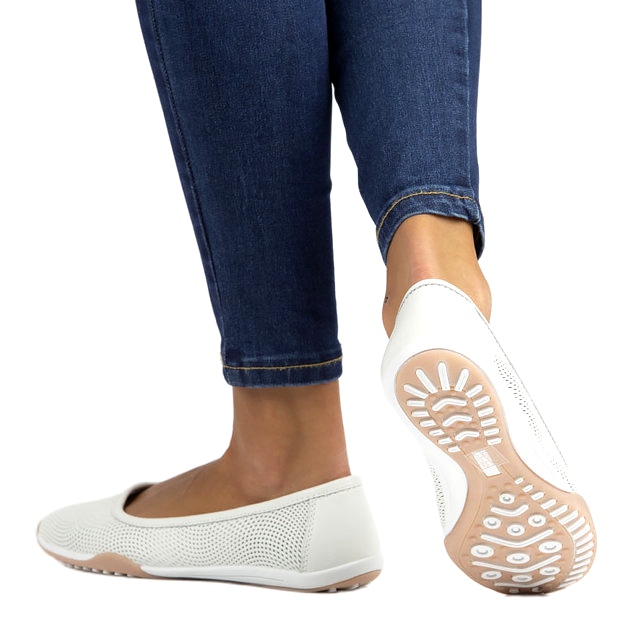 Kožené prolamované bílé baleríny Filippo DP3681 / 22 WH bílý vícebarevný 5 Kožené prolamované bílé baleríny Filippo DP3681 / 22 WH bílý vícebarevný 5