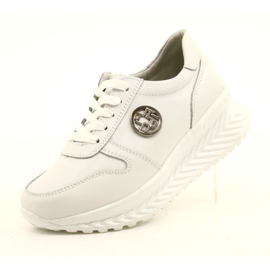 Dámská sportovní obuv se zavazováním Filippo DP3547 / 22 WH White bílý stříbro 4